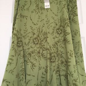 NWT Worthington Woman Green skirt - 22W